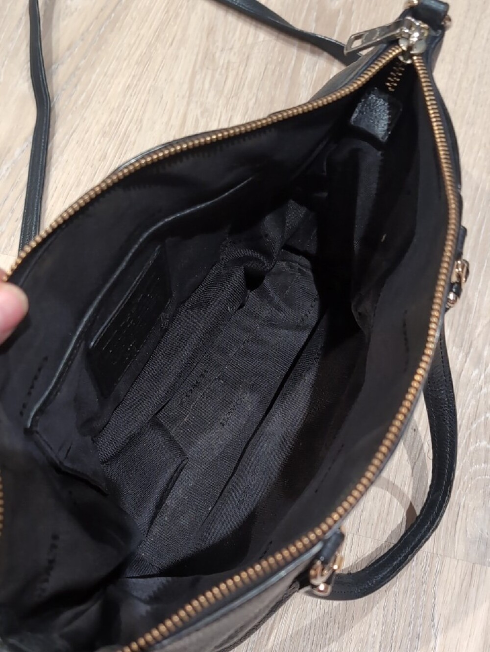 Coach Prairie  Satchel Black Leather Satchel with Gold Hardware - Picture 3 of 4